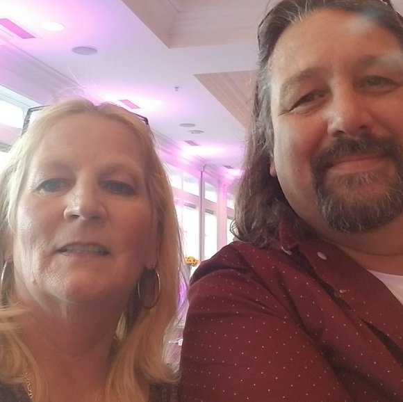 Meet your Posher, Amy - Picture 1 of 1